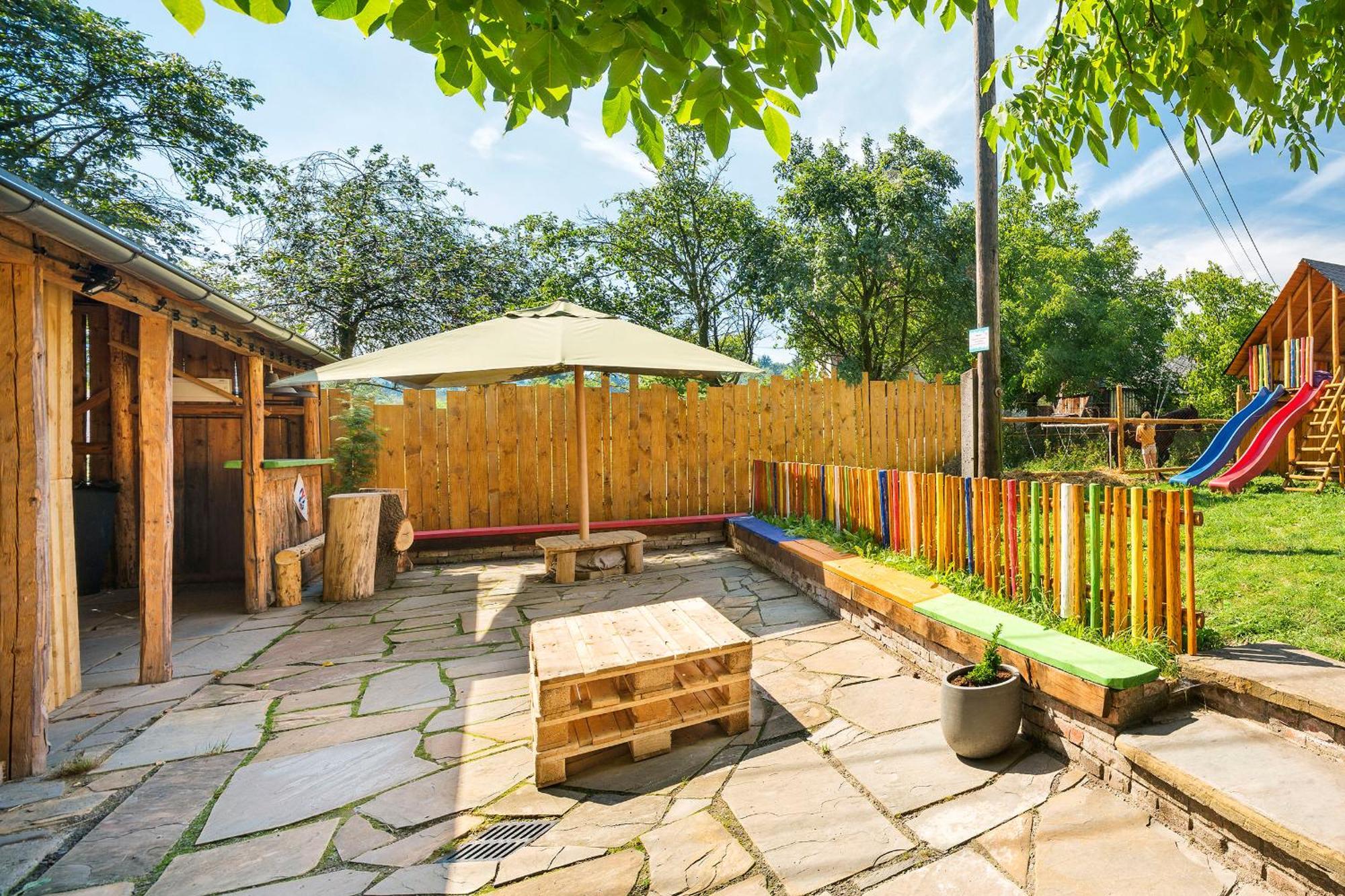 Apartman Nebe Долни-Ломна Экстерьер фото